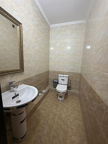 Продажа квартир: 3 комнаты, 143 м², 3 этаж — 8