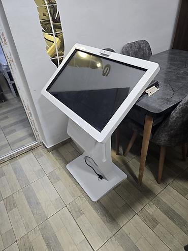 kassa pos terminal: Interaktiv infokiosk / self-service terminal - Böyük diaqonallı — 2