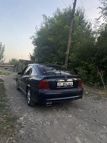 Транспорт: Opel Vectra: 2000 г., Механика, Хэтчбэк — 2