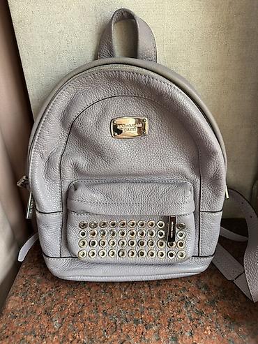 michael kors: Michael Kors mini bel çantası (sırt çantası) - Rəng: boz/bənövşəyi — 1
