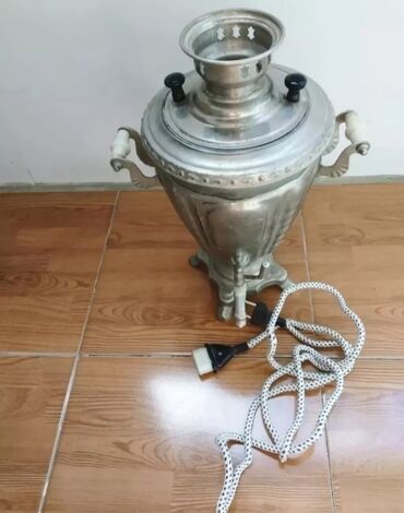 Цепочки: Elektrik samovar - Klassik metal gövdəli, dekorativ relyefli dizayn -