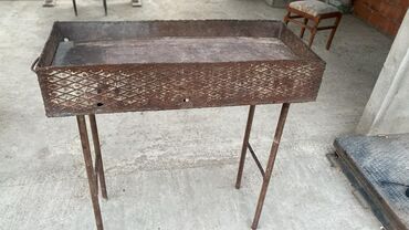 Qida məhsulları: Manqal ünvan xırdalan