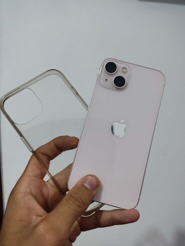 Apple iPhone: IPhone 13, Б/у, 128 ГБ, Розовый, Зарядное устройство, Защитное стекло, Кабель, 84 %
