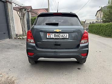 левый: Chevrolet Trax: 2020 г., 1.4 л, Автомат, Бензин, Кроссовер — 3