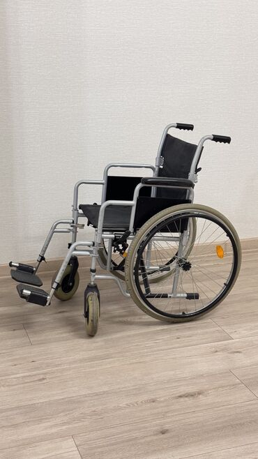 мед тапочки: Инвалидная коляска
▫️сиденье - 52-54 см