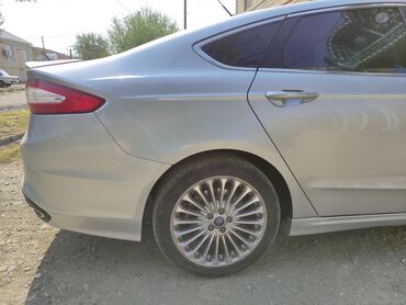 haojue sport: İşlənmiş Disk təkər Ford 235 / 45 / R 18, 5 Boltlu