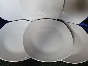 pivski set cena: Tanjiri novi,vintaz Van Well porcelan Nemacka. Desertni tanjiri — 5