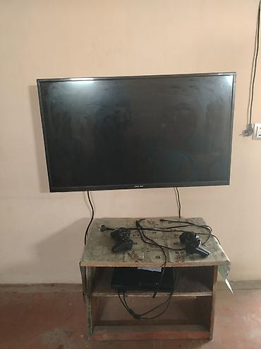 playstation 4 kreditle almaq: Salam. 2 Kamplektdi işlək vezyetdedi. Barter də olunur. Baxır təklifə — 1