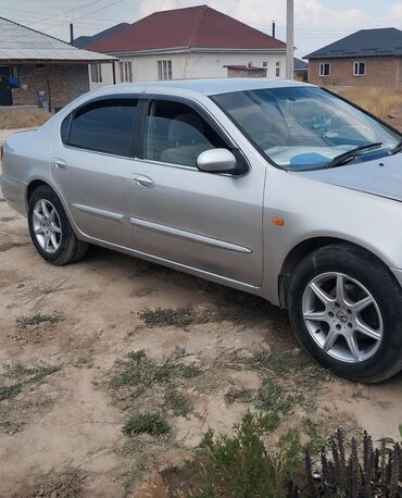 обмен на авто с доплатой: Nissan : 2002 г., 2.5 л, Автомат, Бензин, Седан
