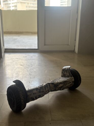 ikinci el elektrikli scooter: İşlənmiş Monotəkər 16", 251 - 350 Vt, 11 - 20 km/s, Ünvandan götürmə