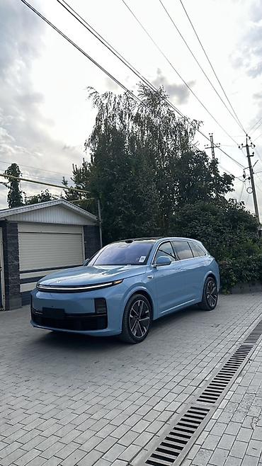 трактор 82 1: Lixiang L7: 2025 г., 1.5 л, Автомат, Гибрид, Кроссовер — 4