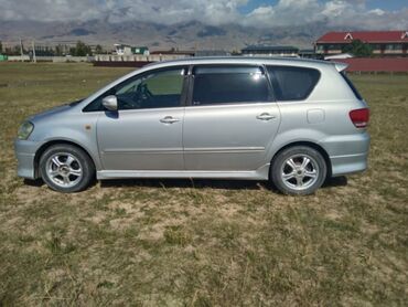 тайота ист авто: Toyota Ipsum: 2003 г., 2.4 л, Автомат, Бензин, Минивэн