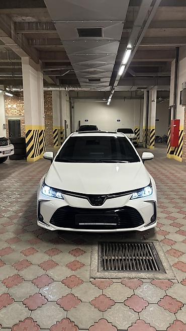 Toyota: Toyota Corolla: 2020 г., 1.8 л, Автомат, Гибрид, Седан — 1