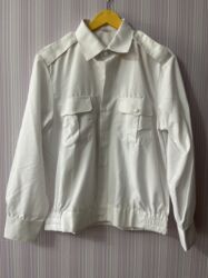 ag koynekler kisi ucun: Yeni, ayağı manjetli. 42 ölçü
Uzunluğu 65, beli 56