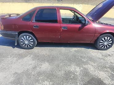 aimb g3: Opel Vectra: 1990 г., 1.6 л, Механика, Седан — 3