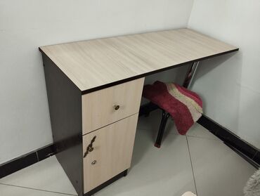 Другие столы: Продам стол