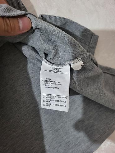 soft shell: Мужская футболка, M, Nike, Б/у, цвет - Серый, Самовывоз, Платная доставка — 2