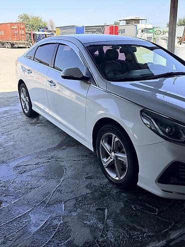 купить tucson: Hyundai Sonata: 2017 г., 2 л, Автомат, Газ, Седан — 8