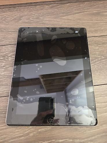 ipad planset: Elektronika dəsti – telefon və planşetlər işlək deyillər. Paketə — 1
