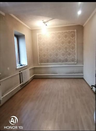 Продажа коттеджей и домов: Продаётся дом плюс участок в районе рынка Баят. Общая площадь дома 140 — 8