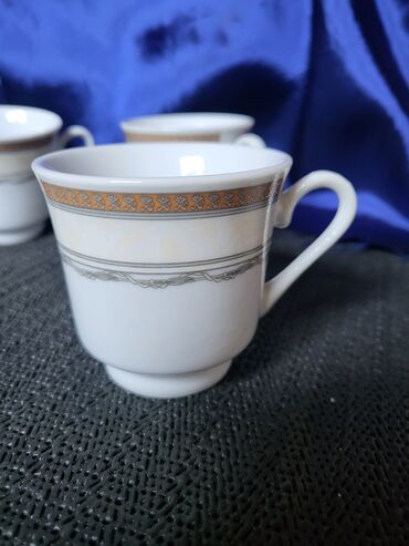 Kuhinjski setovi: Soljice vintaz,nove za kafu Royal Windsor porcelan. Soljice komada 6 na lalafo.rs — 11 Kuhinjski setovi: Soljice vintaz,nove za kafu Royal Windsor porcelan. Soljice komada 6 — 11