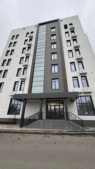 Коммерциялык мүлк: Кеңселерди сатуу 67 м², Ремонту бар, Бизнес борбор, 1 кабат — 8