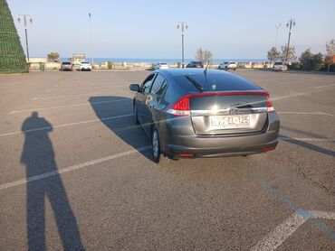 Honda: Honda Insight: 1.3 l | 2011 il Hetçbek — 7