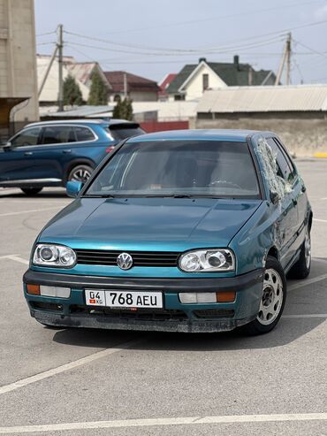 Volkswagen: Volkswagen Golf: 1994 г., 1.8 л, Механика, Бензин, Хэтчбэк