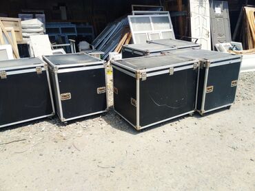 1 kisə sement: Yeşiylər satılır. Dikdən yığılıb.ölçüsü eni 90 sm.hündürlüyü 1.27 lalafo.az -da 1 kisə sement: Yeşiylər satılır. Dikdən yığılıb.ölçüsü eni 90 sm.hündürlüyü 1.27