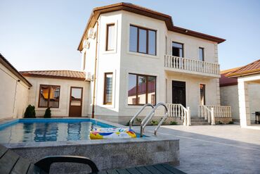 дома из контейнера: 255 м², 5 комнат