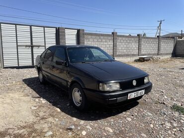 бак для машины: Volkswagen Passat: 1988 г., 1.8 л, Механика, Бензин, Седан