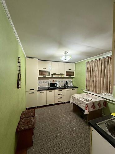 Продажа коттеджей и домов: Продается мансардный дом 140 м², фактически 4,2 соток, а по документам — 14