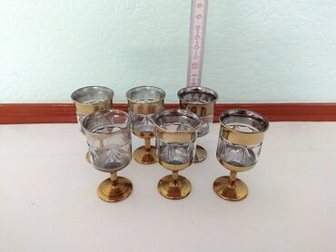 Другие товары для кухни: Продаю: 1. Пивной бокал. Объём 0,5 л. Цена 150 сом; 2. Пивная кружка — 5