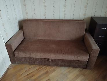 Qəhvəyi rəngli divan-sofa - Rahat oturacaq və yumşaq arxa hissə -
