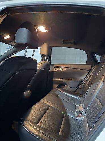 Продажа авто: Kia K3: 2020 г., 1.6 л, Автомат, Электромобиль, Седан — 9