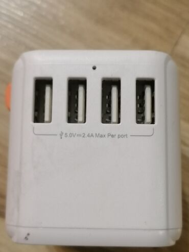 Punjači: Univerzalni putnički adapter TESSAN - Kompaktan all‑in‑one adapter sa — 11