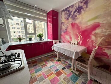 советский ахунбаева: 3 комнаты, 81 м², Элитка, 3 этаж, Евроремонт