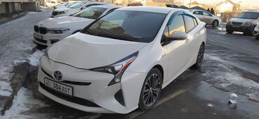 рав 4 2017 год: Toyota Prius: 2017 г., 1.8 л, Автомат, Гибрид, Седан