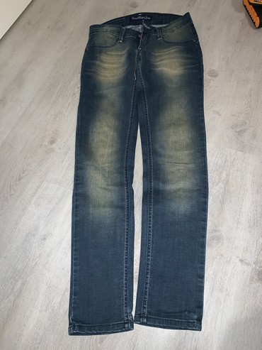 waikiki pantalone: Br 29 uske,imaju malo elastina