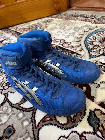 борцовки asics tiger: Мужские кроссовки, 41, Asics, Б/у, цвет - Синий, Бесплатная доставка, Самовывоз