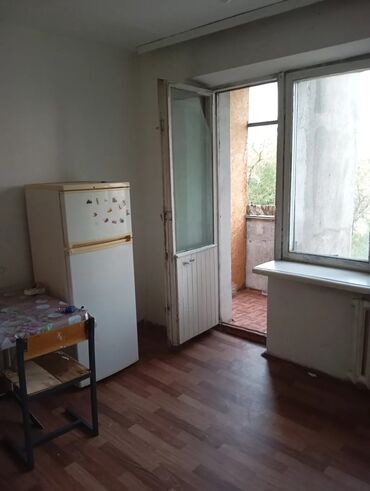 Долгосрочная аренда квартир: 1 комната, Агентство недвижимости, Без подселения, С мебелью частично