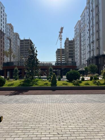 купить квартиру без посредников от хозяина: 3 бөлмө, 98 кв. м, Элитка, 10 кабат, ПСО (өзү оңдоп түзөтүп бүтүү үчүн)