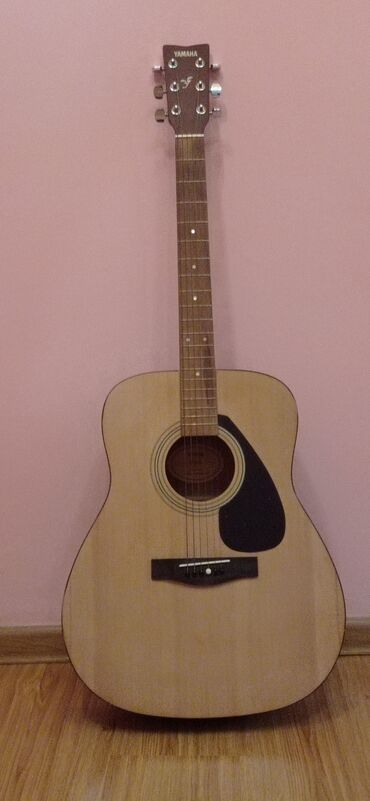Другие музыкальные инструменты: Гитара Yamaha F310
в комплекте с кофром