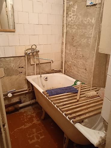 однако начиная квартира: 2 комнаты, 44 м², Бишкек Парк ТРЦ Индивидуалка, 3 этаж, Требуется ремонт — 7
