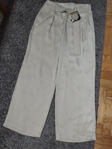 zara cigaret pantalone: M (EU 38), Normalan struk, Ravne nogavice