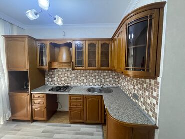 кухонная мебель на заказ в баку цены: 450 Azn metbex mebeli satilir.Göyüş agacindadinr yaxsi