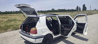 кузов на гольф 2: Volkswagen Golf III, хэтчбек 5‑дверный, белый жемчуг кузов с черной — 8