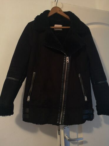 jack and jones beograd: Pull and Bear, S (EU 36), Fur at lalafo.rs jack and jones beograd: Pull and Bear, S (EU 36), Fur