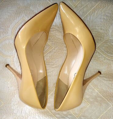 Salonke: Salonke, Marco, 38 — 5