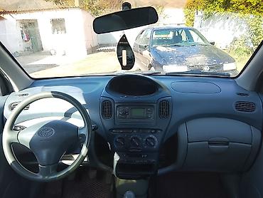 toyota istima: Toyota Yaris Verso: 2001 г., 1.3 л, Механика, Бензин, Минивэн — 2